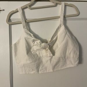 Universal Thread white knot front crop top!